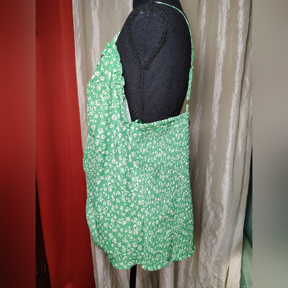 Lush Green Floral Ruched Cami Top 2X Plus Size Adjustable Straps - Picture 4 of 13